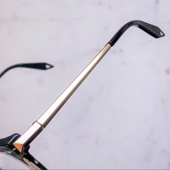 Victoria Beckham Green Tortoise Prescription - Picture 13 of 15